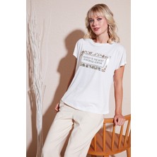 Lela Baskılı Bisiklet Yaka Regular Fit T Shirt Kadın T Shirt 6671007