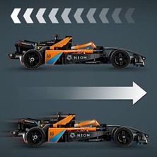 LEGO Technic Neom Mclaren Formula E Yarış Arabası 42169