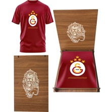 Galatasaray Lisanslı 5 Yıldız Geliyor T-Shirt Aslan Ahşap Kutulu