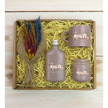 Bk Gift Kişiye Özel Isimli Dtf Anne Temalı Mat Gri Kahve Fincanı & Kolonya & Mum & El Yapımı Kuru Çiçek Buketi Hediye Seti-1, Anneye Hediye, Anneler Günü Hediyesi