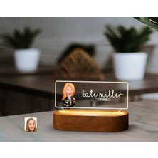 Bk Gift Kişiye Özel Isimli Avukat Karikatürlü LED Işıklı Akrilik Masa Isimliği-1, Ofis Dekoru, Mesleki Hediye, Ofis Hediyeleri