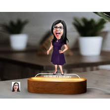 Bk Gift Kişiye Özel Kadın Karikatürlü Dekoratif 3D Biblo LED Işıklı Gece Lambası-1, Sevgiliye Hediye, Arkadaşa Hediye, Doğum Günü Hediyesi