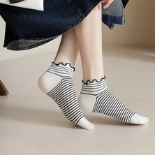 Shopiolog Sevimli Marul Desenli Bilek Çorabı