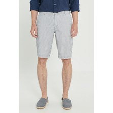 Altınyıldız Classics Erkek Lacivert-Ekru %100 Pamuk Keten Görünümlü Comfort Fit Rahat Kesim Çizgili Yan Cep Şort