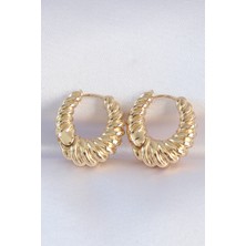 Clariss Pirinç Gold Renk Tırtık Detay Bombeli Halka Küpe