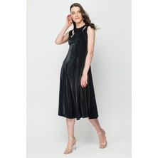 Accort Cutout Örme Midi Elbise - Siyah