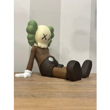 Iki Cadı Tasarım, Oturan Kaws Figürü, Kaws Biblo, Kaws Heykel, Dekoratif Obje