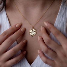 Vianto Jewellery Isim Yazılı Kalp ve Geometrik Desenli 925 Ayar Kadın Gümüş Kolye