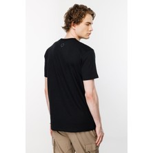 Nors Universe Is Calling Regular Tshirt - Siyah
