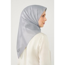 Levidor Gri Renk Geçişli Kehribar Eşarp