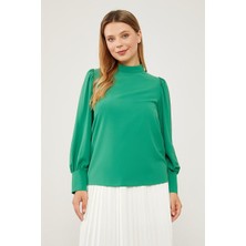 Lêvi D'or Benetton Omuz İşlemeli Şifon Bluz