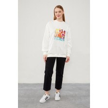 Lêvi D'or Ekru Pul İşlemeli Baskılı Sweatshirt