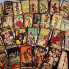 Attach 78 Kartlı Regin Antik Tarot Destesi