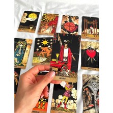 Attach Regin Black Vintage Tarot