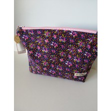 Daisy Designy Clutch