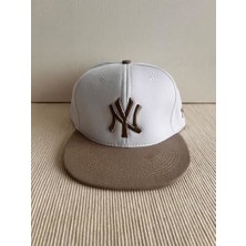 Cosmo Outlet Ny Nakışlı Arkasından Ayarlanabilir Unisex Bej-Beyaz Renk Hip Hop Şapka