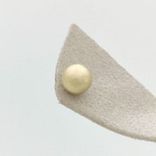 By Burak Gold Mat Top Küpe – KP00741