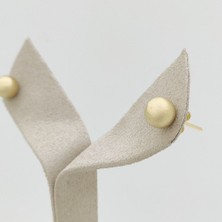 By Burak Gold Mat Top Küpe – KP00741
