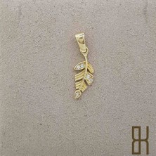By Burak Gold Yaprak Kolye Ucu Taşlı