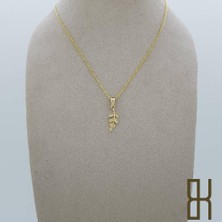 By Burak Gold Yaprak Kolye Ucu Taşlı