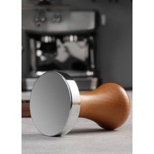 Jet’s Home Tamper Ahşap Saplı Paslanmaz Tabanlı Kahve Tamperi 58 mm