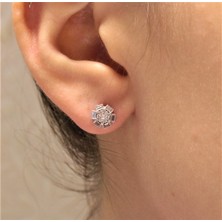 Güler Kuyumculuk Altın Vidalı Baget Taşlı Küpe