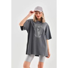 Unisex Taş Desenli Oversize T-Shirt - Füme