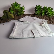 Lolli Boom Kids  Erkek Çocuk Kargo Kapaklı Cep Şort Krem Renk Bel Lastikli Paça Detaylı
