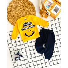 Derin Bebe Neşeli Bebekler Ekose Şapka Kabartma Desen Penye Takım Sarı