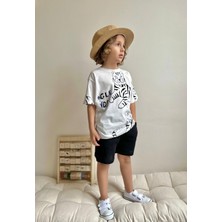 Sacro Kids Aslan Desenli Altı Müslin Kumaş Üstü Penye Şort T-Shirt Erkek Çocuk Takım