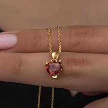 Armagano Gümüş Gold Kırmızı Taşlı Kalpli Kadın Kolye