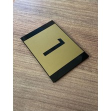 Yönline Minimal Gold Tasarım Kapı Numarası