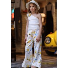 Riccotarz Kız Çocuk Gül Detaylı Tek Omuzlu Kaşkorse Bluz ve Dijital Baskılı Beyaz Alt Üst Takım