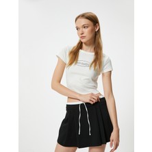 Koton Crop T-Shirt Baskılı Kısa Kollu Slim Fit Bisiklet Yaka