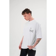 Tarz Yeri  Bisiklet Yaka Baskılı Oversize T-Shirt - Beyaz