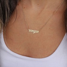 Glorria Kişiye Özel Isimli Gotik Gümüş Kolye