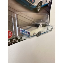 Hot Wheels 66 Chevrolet Corvair Yenko Stinger