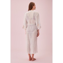 Suwen Almira Kaftan