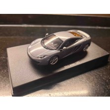 auto art 1/43 Mclaren MP4-12C 2011