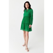 Kadın Fırfırlı Puantiyeli Şifon Elbise