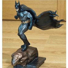 Cnqr Batman Kara Şövalye Chracter Figure Boyalı Figür 26 cm (Dev Boy)