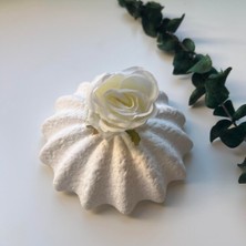 Alice İsstanbul Soft Beyaz Yan Gül Toka