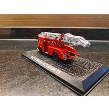 Altaya 1/72 Renault Galion T2 DL18 1960 Fire Truck