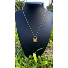 Queen Accessory Çelik Kilit E Harf Kolye