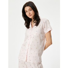 Koton Düğmeli Pijama Üstü Çiçekli Kısa Kollu Cepli