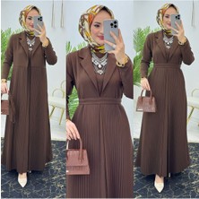 First Tasarım Kadın Elbise ve Abaya Ikili Takım