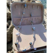 Atelier Licia Inci Detaylı Asimetrik Taşlı Kolye