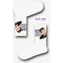 Bidigago Insan Bilir Ne Yaşadığını Yazılı Desenli  Çorap