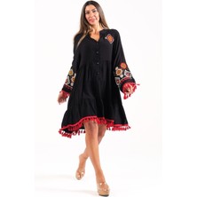 Keyifli Moda Kadın Siyah V Yaka Ispanyol Kol Nakışlı Püsküllü Kısa Elbise