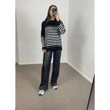 Myrum Butik Siyah Ekru Çizgili Oversize Kazak Standart